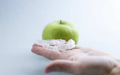 Eat Right With Clear Aligners: A Guide to Orthodontic Nutrition
